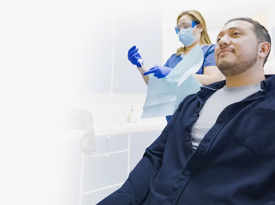 Paciente esperando para recibir su empaste dental